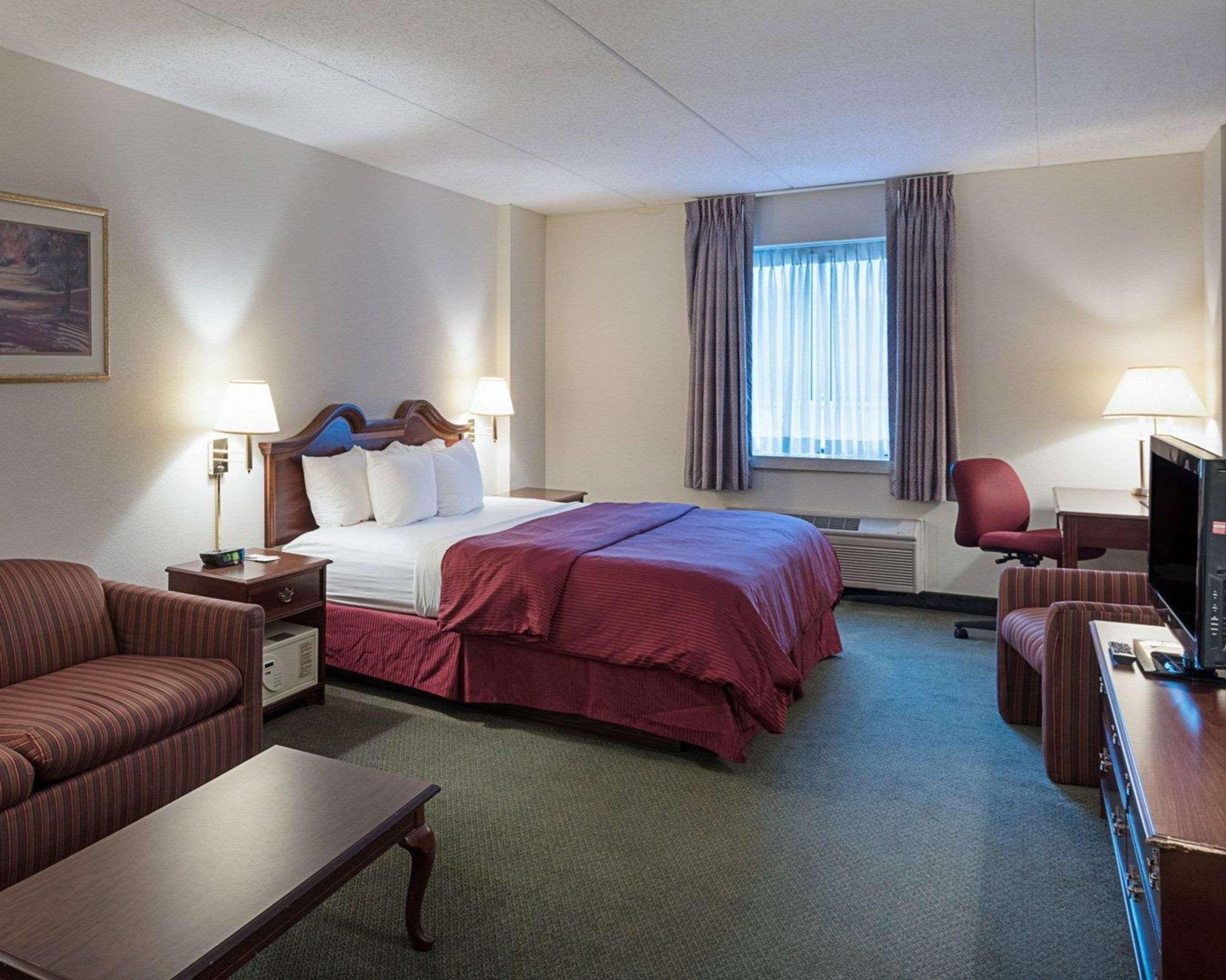 Clarion Hotel & Conference Center Shepherdstown Exterior foto