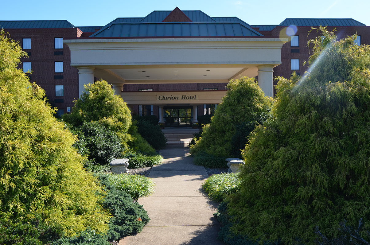 Clarion Hotel & Conference Center Shepherdstown Exterior foto